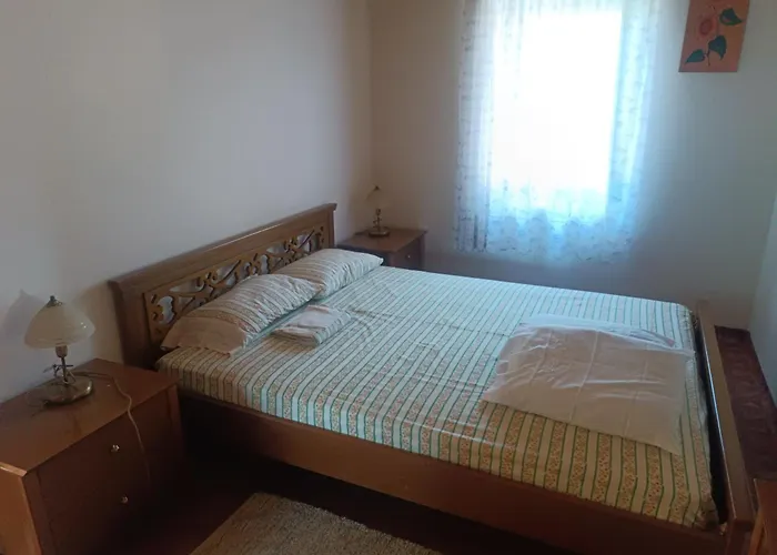 Hébergement de vacances Πλατανα Αστρους Αρκαδίας Χωριατικο Σπίτι Για Φυση Και Ηρεμία Rounaíika