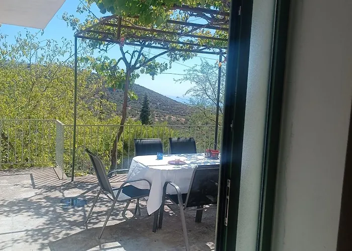 Πλατανα Αστρους Αρκαδίας Χωριατικο Σπίτι Για Φυση Και Ηρεμία Hébergement de vacances