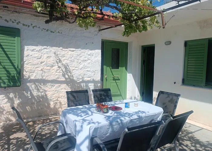 Hébergement de vacances Πλατανα Αστρους Αρκαδίας Χωριατικο Σπίτι Για Φυση Και Ηρεμία *